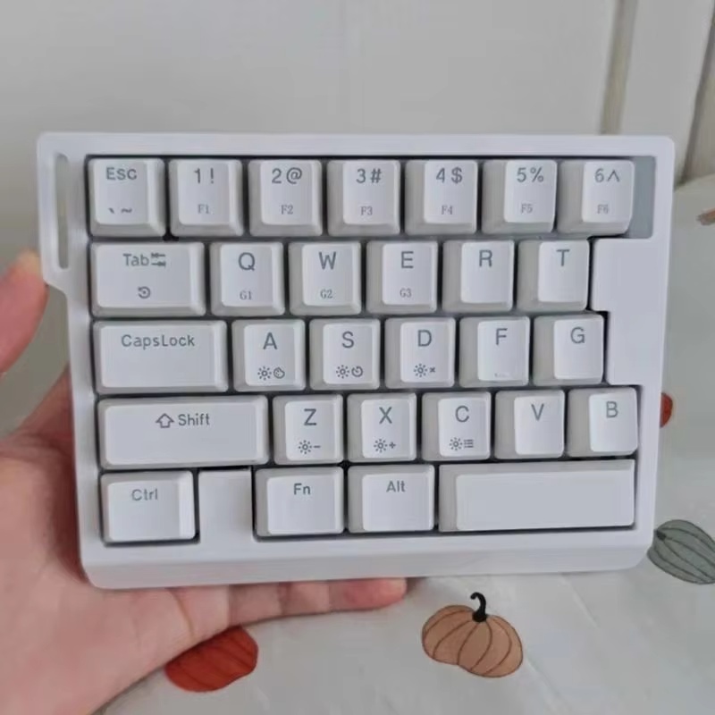 HE30 Mechanical Gaming Keyboar - Esports Gaming Keyboard review and price
